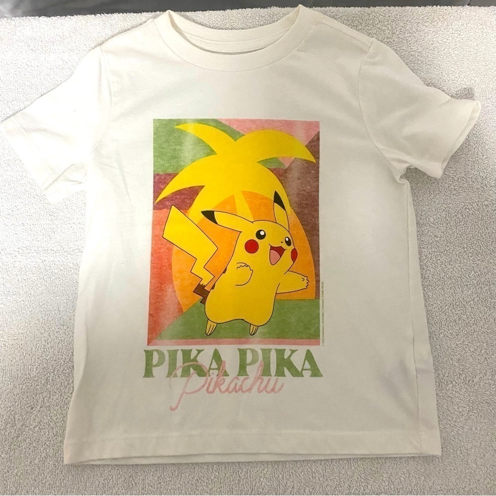 Old Navy Boys Pokémon Palm Sea Salt Pikachu T-Shirt XS (5) “ Pika Pika Pikachu”